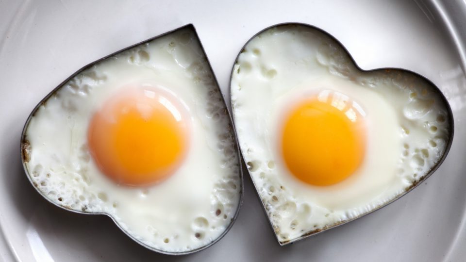 Куриные яйца вредят здоровью. яйцо 