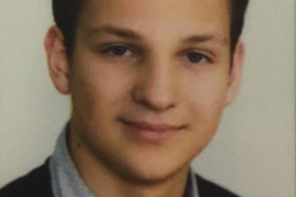 Подросток спас жизнь пассажиру авиалайнера. 14955.jpeg Подросток спас жизнь пассажиру авиалайнера. 14955.jpeg